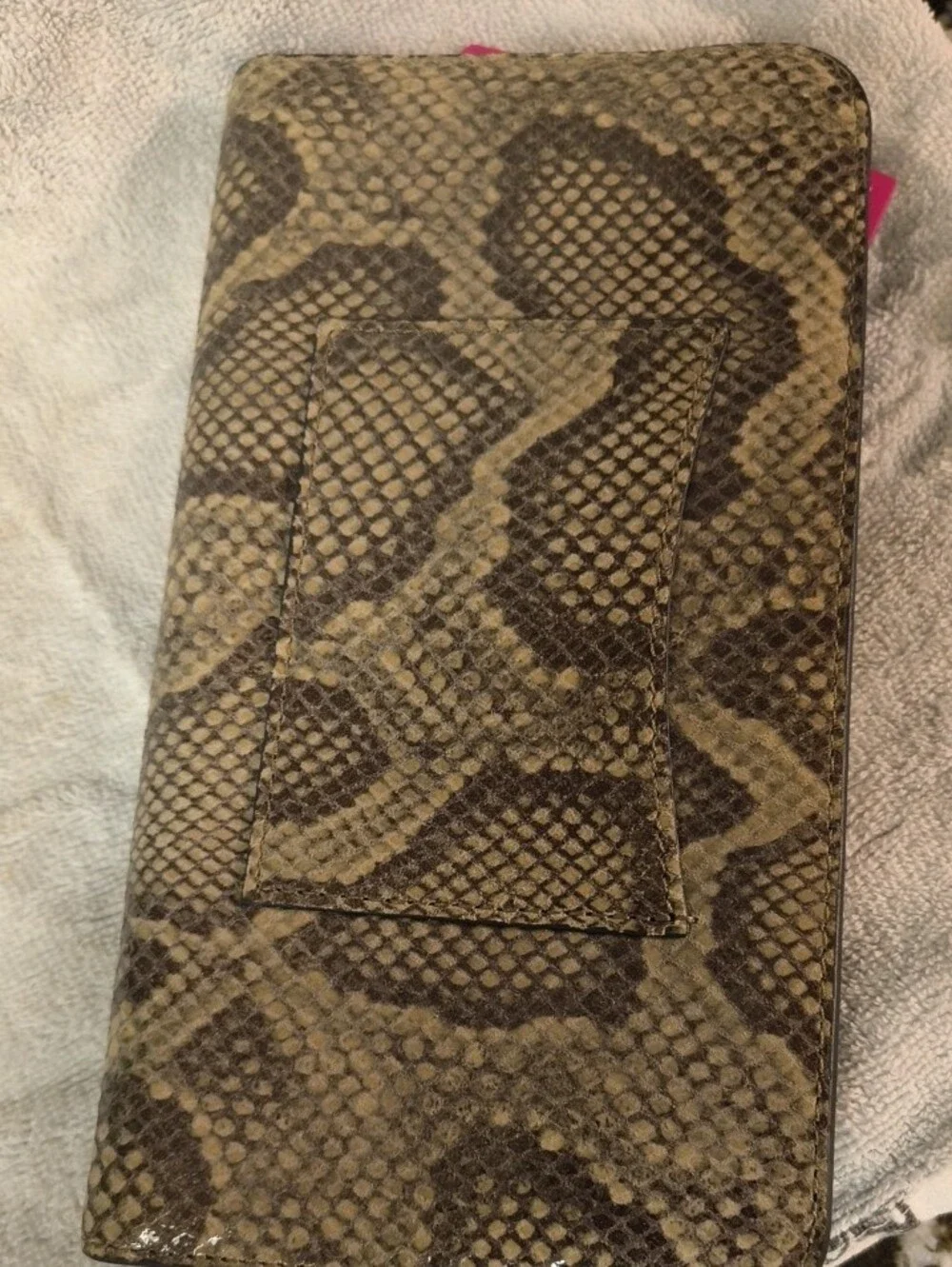 Vince Camuto Beige/Brown Snake-Print Zip Wallet